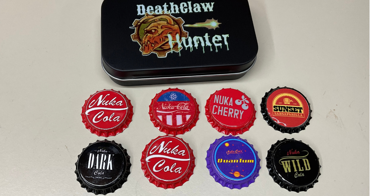 DeathClaw Hunter Tin Box with 8 Mixed Bottle Caps
